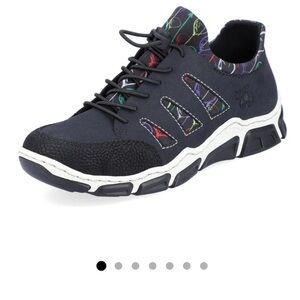 Reiker Women’s Black Athletic Shoes / Sneakers - Size 41 (10)